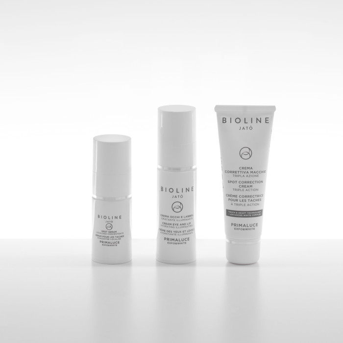 Осветляющий крем для глаз Primaluce Exfo&White Hydrating Illuminating Eye And Lip Cream